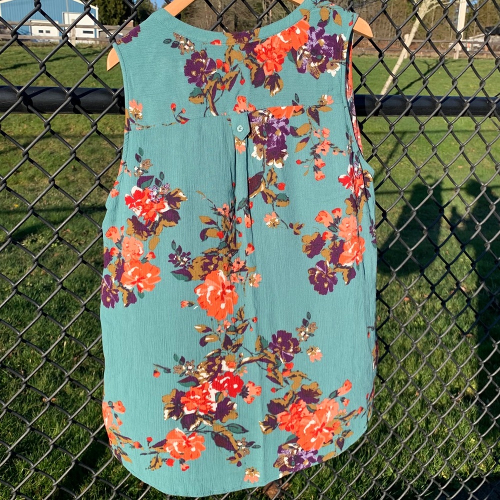 SLEEVELESS FLORAL BLOUSE - Picture 3 of 5